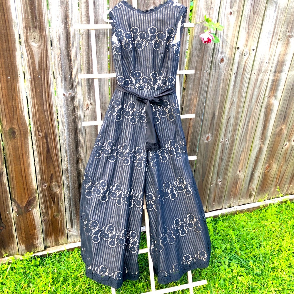 v i n t a g e :: Glamorous Lilli Diamond Black Lace Jumpsuit M
